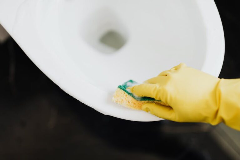 Gelbe Säcke Wo Bekommt Man Wie bekommt man Gelbeflecken aus Kleidung: Einfache Tipps, um sie